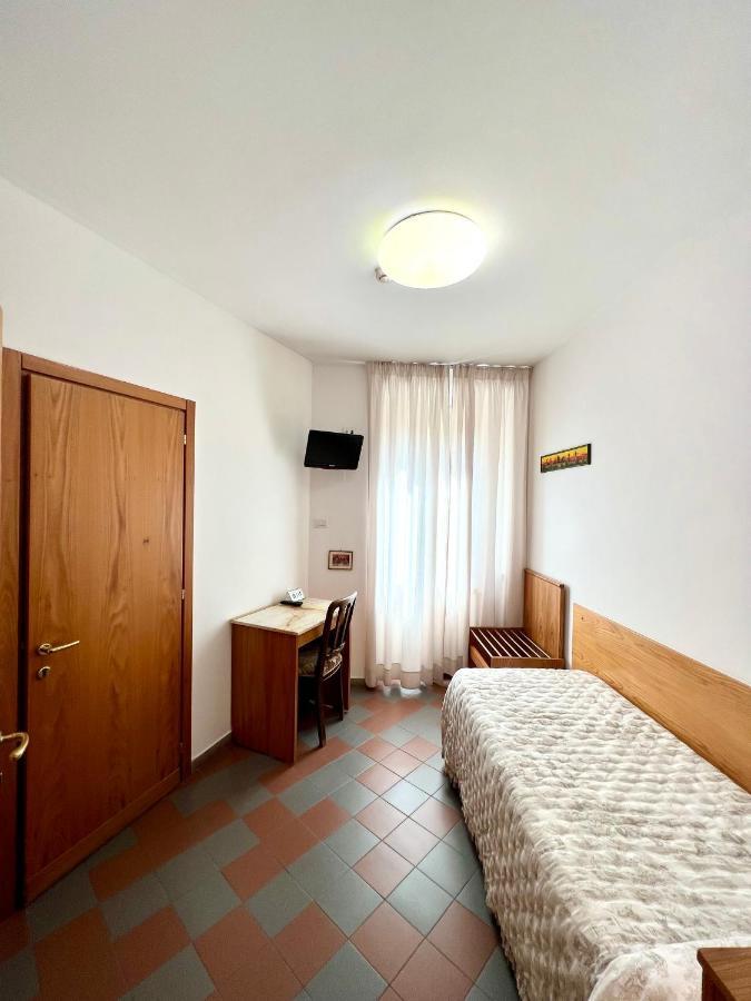 Piccolo Hotel Etruria Siena Exterior foto